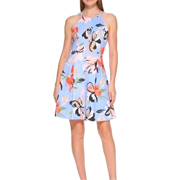 Vince Camuto Dresses & Skirts - Vince Camuto dress size 4, blue with flower print